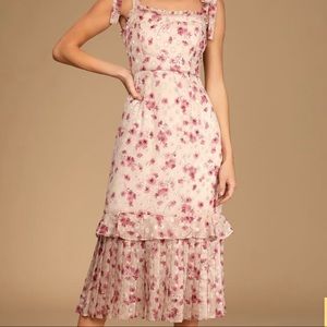 Lulus size small midi dress